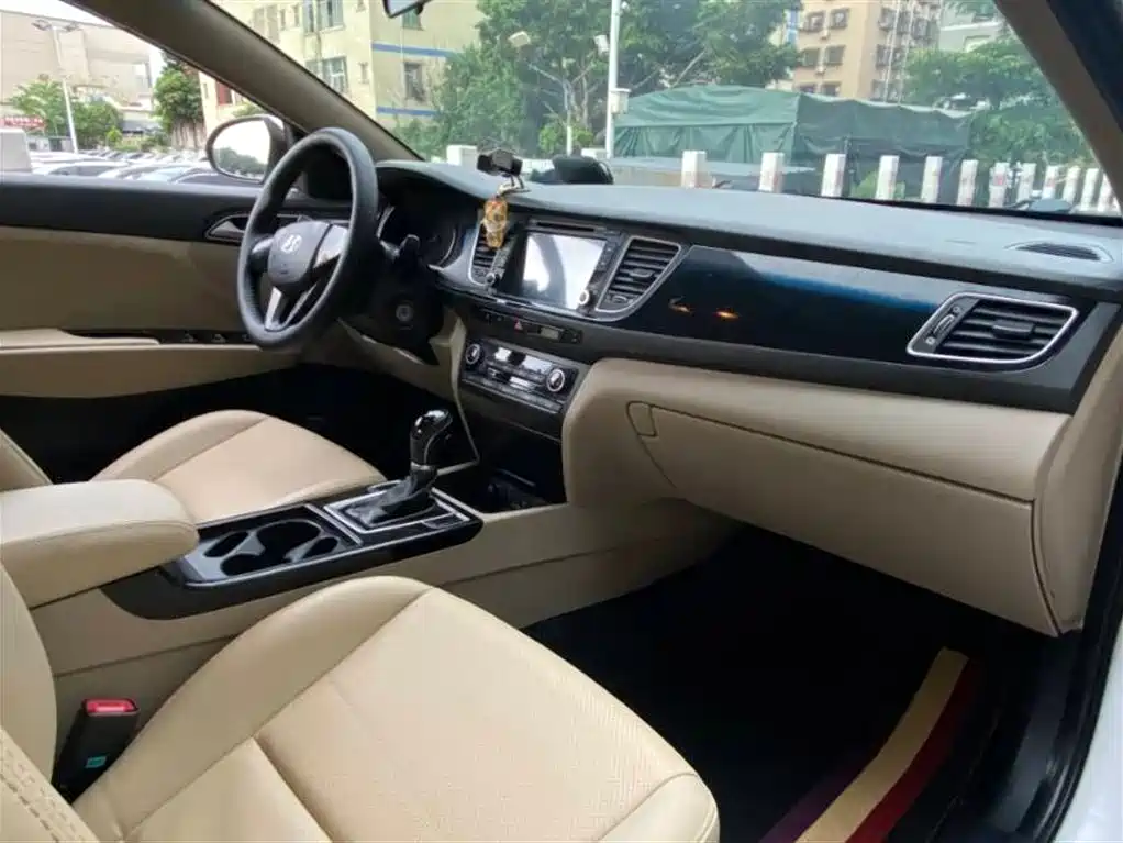 Mistra 1.8 L Auto Comfort GL