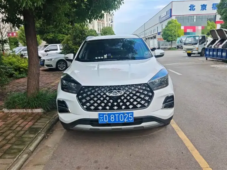 Chery Tiggo 5 x 1.5 L CVT Outstanding