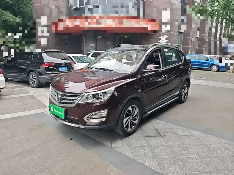 Baojun 560 1.8 L Manual Luxury