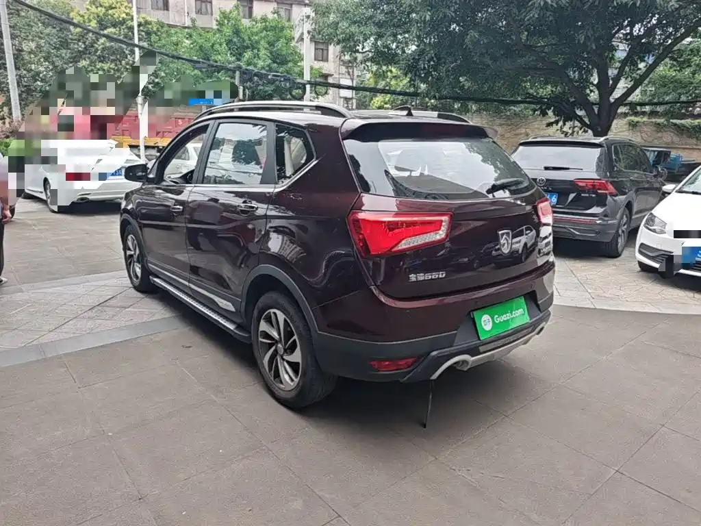 Baojun 560 1.8 L Manual Luxury