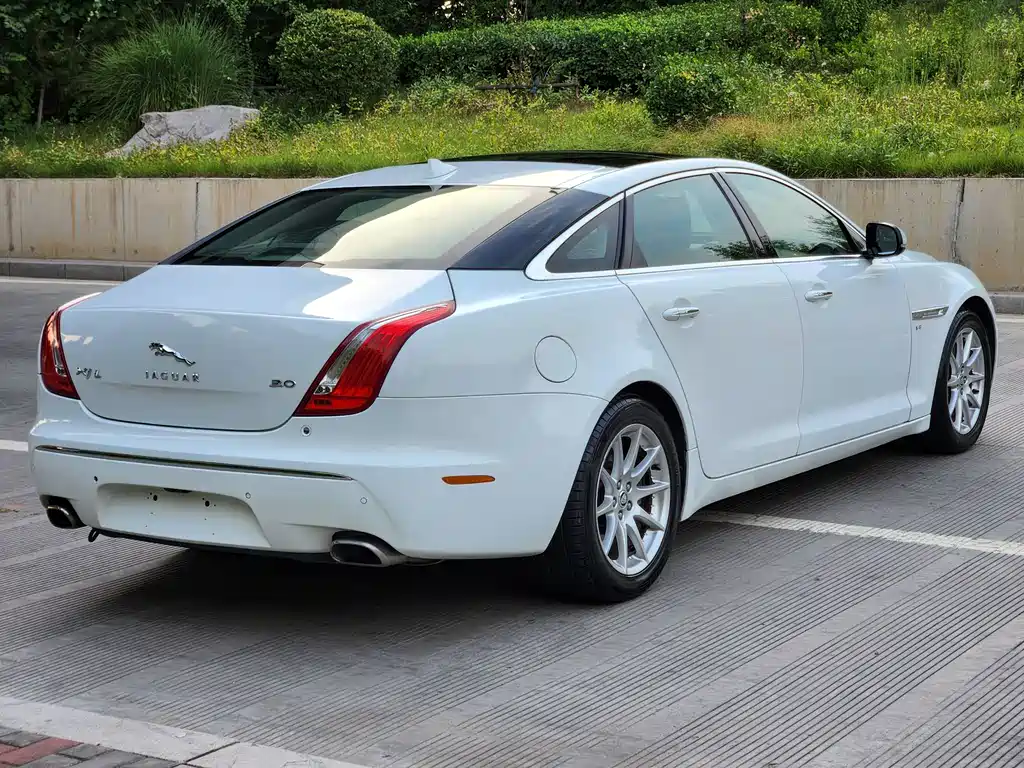 Jaguar XJ XJL 3.0 SC Cambridge Limited