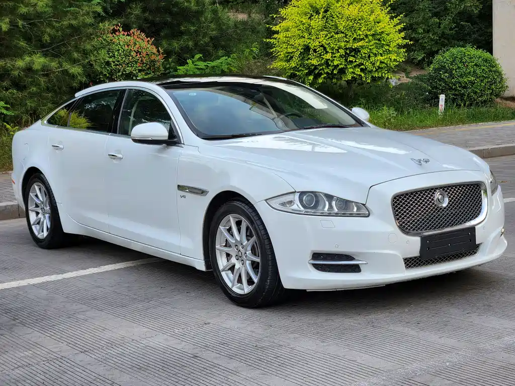 Jaguar XJ XJL 3.0 SC Cambridge Limited