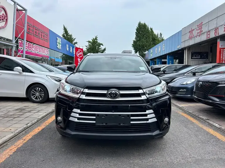 Toyota Highlander 2.0 T 4 WD Luxury 7-seat CN-VI
