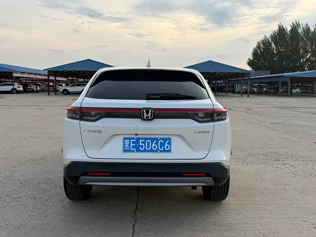Vezel 1.5 L CVT Tech