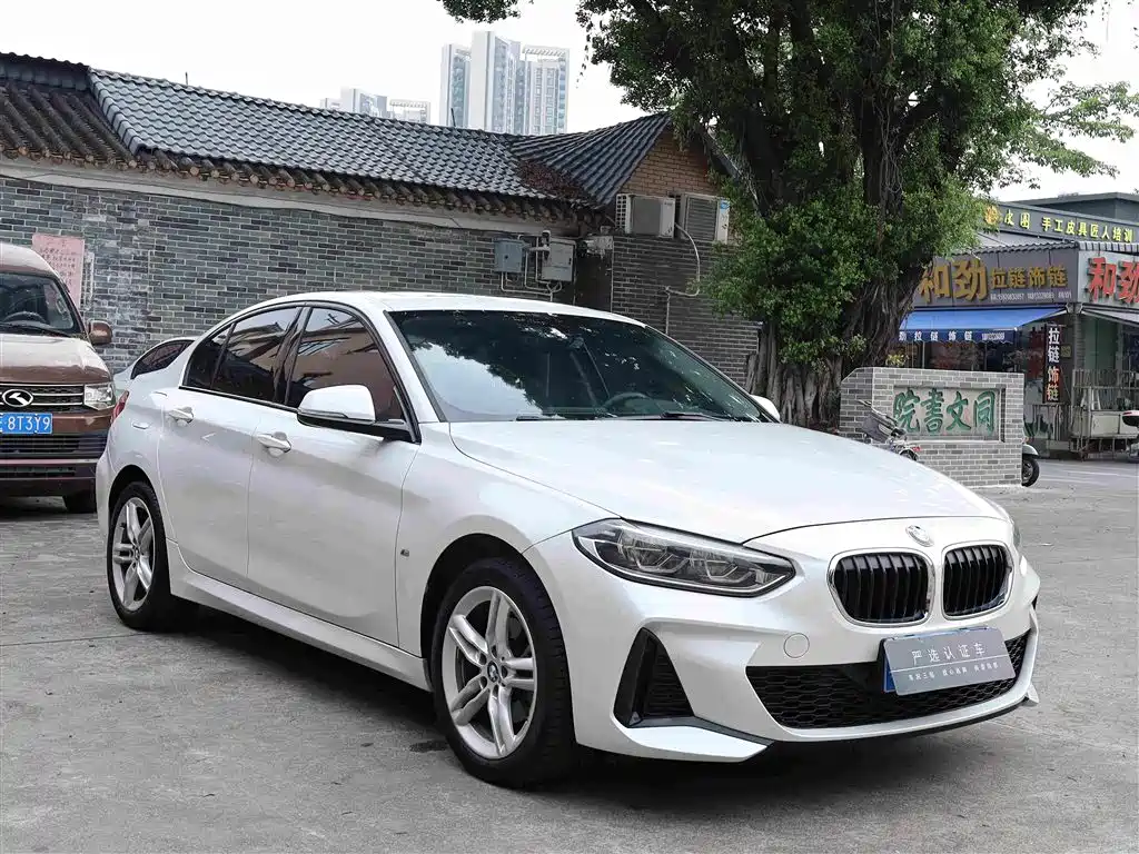 BMW 1 Series 120 i M Sport Package
