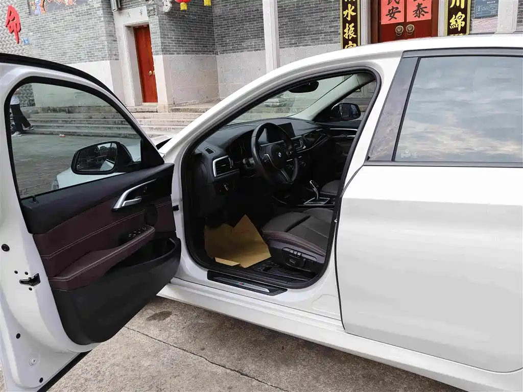 BMW 1 Series 120 i M Sport Package