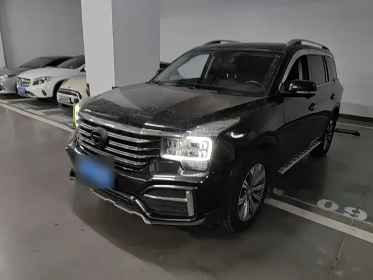 GAC Trumpchi GS8 390 T 2 WD Luxury Connected (7-seat)
