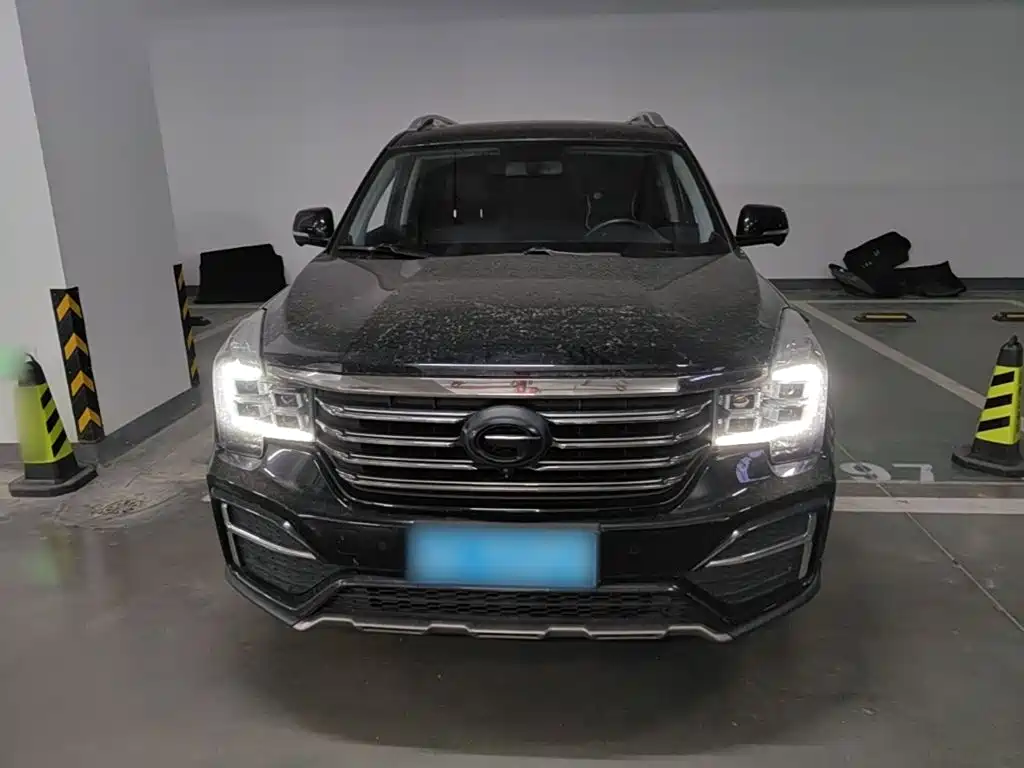 GAC Trumpchi GS8 390 T 2 WD Luxury Connected (7-seat)