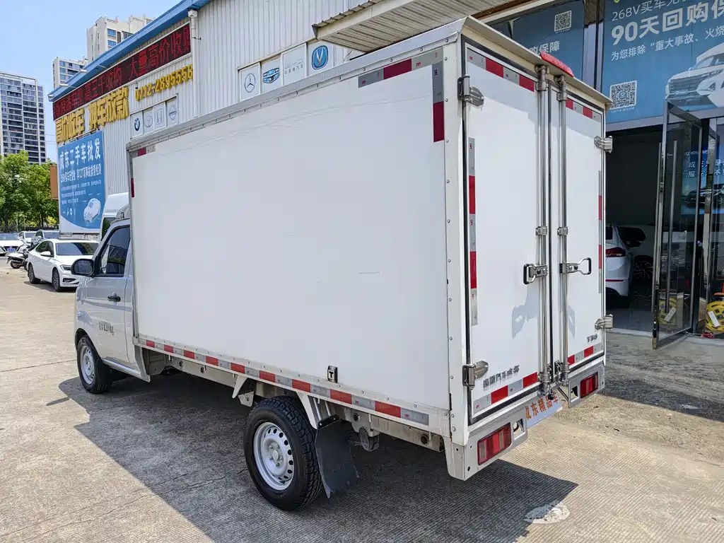 Jinbei T3 金杯T3 2025款 1.5 L舒享型单排2.92米后单轮