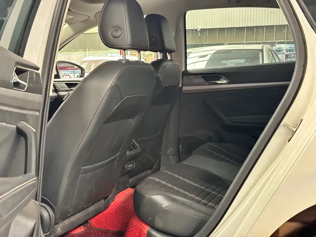 Lavida 280 TSI DSG Comfort CN-VI