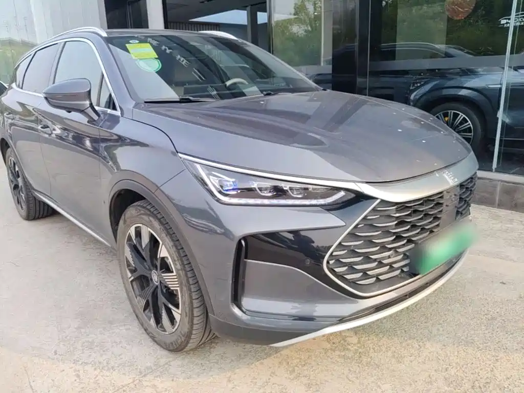 Tang NEV DM-i Glory 112 KM Flagship