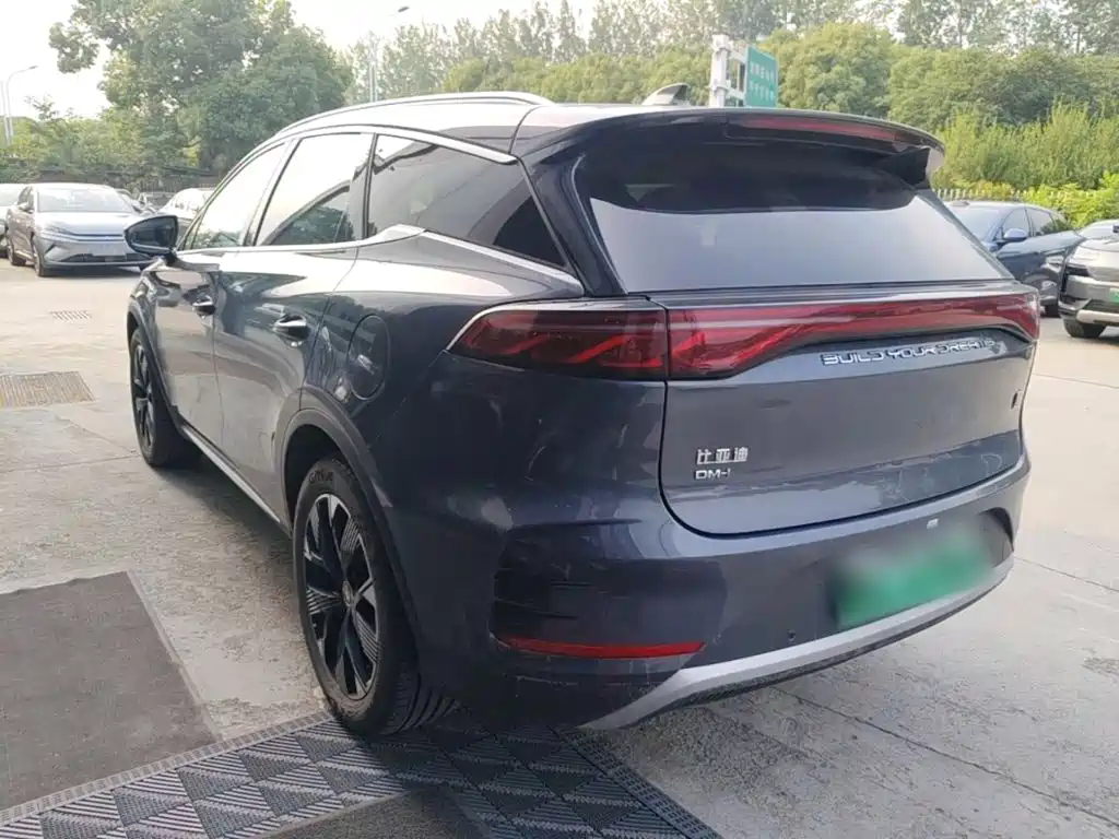 Tang NEV DM-i Glory 112 KM Flagship