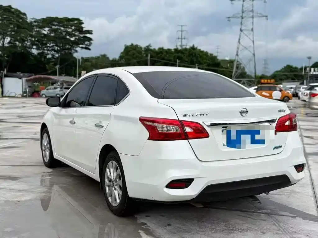 Sylphy 1.6 XL CVT Luxury