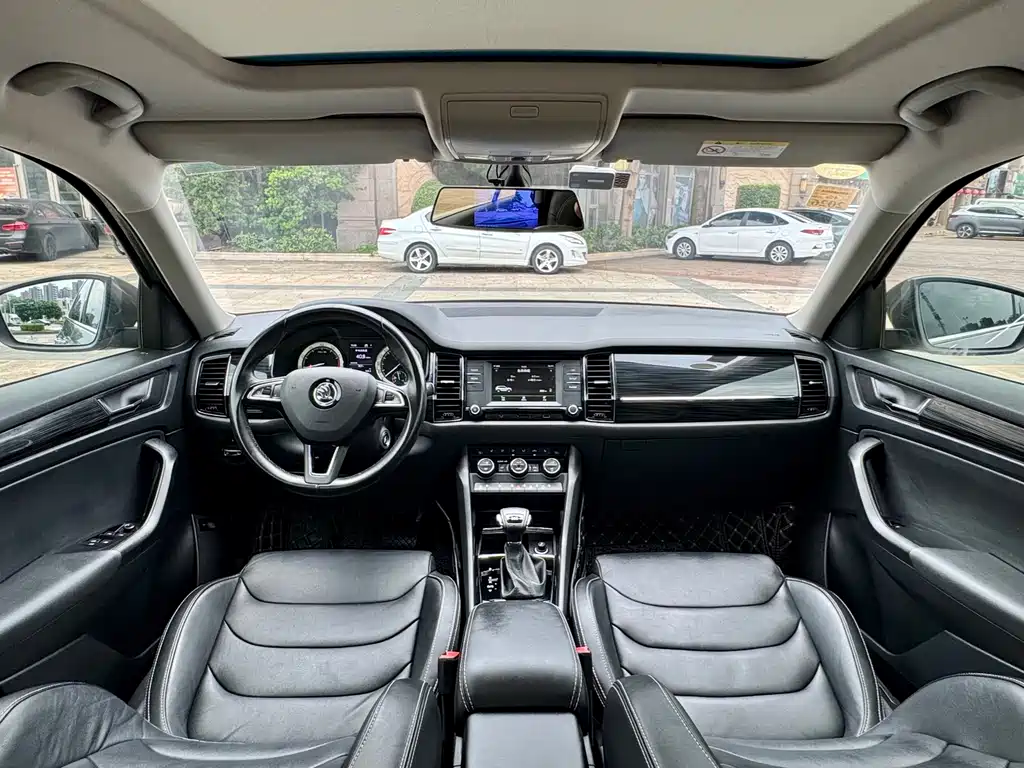Kodiaq TSI330 7-seat 2 WD Luxury