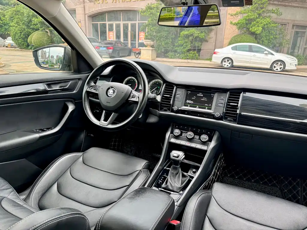 Kodiaq TSI330 7-seat 2 WD Luxury
