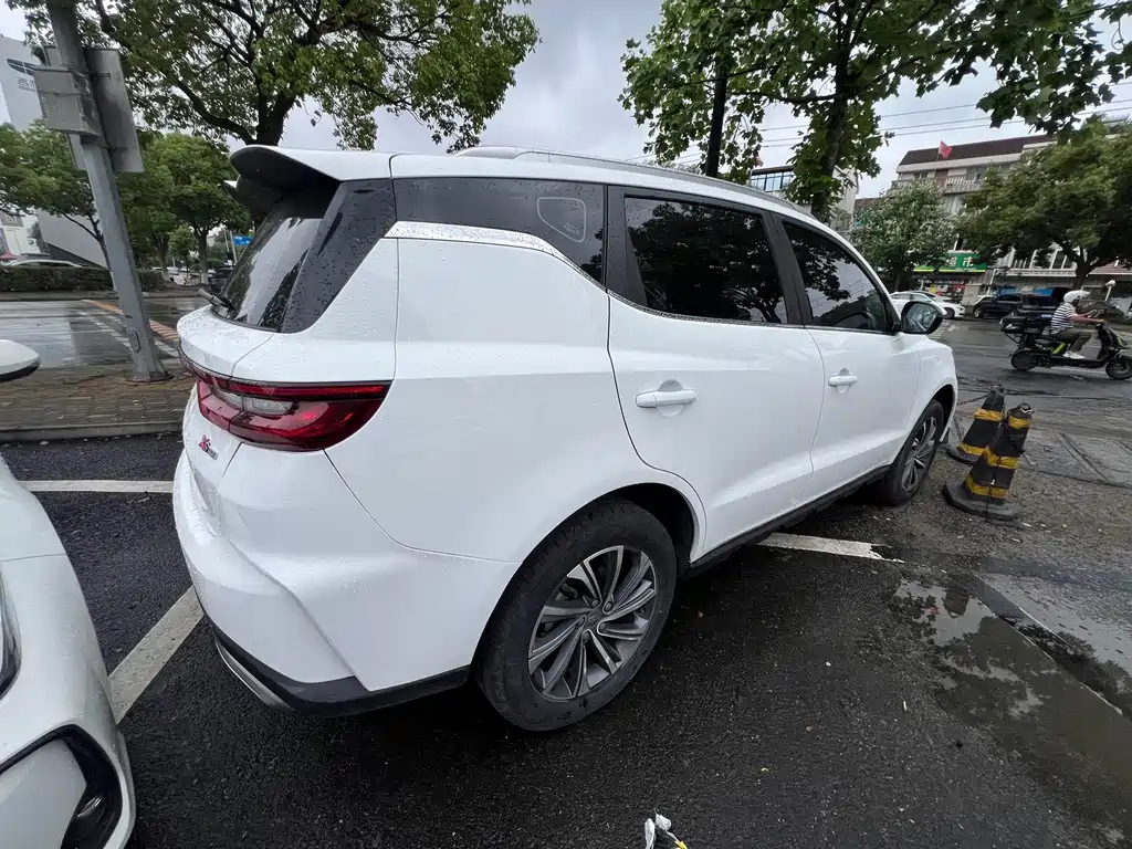 Vision X6 PRO 1.4 T Auto Distinguished