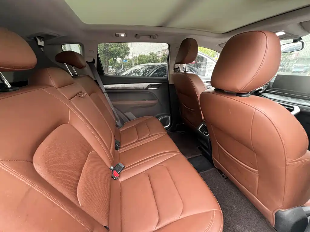 Vision X6 PRO 1.4 T Auto Distinguished