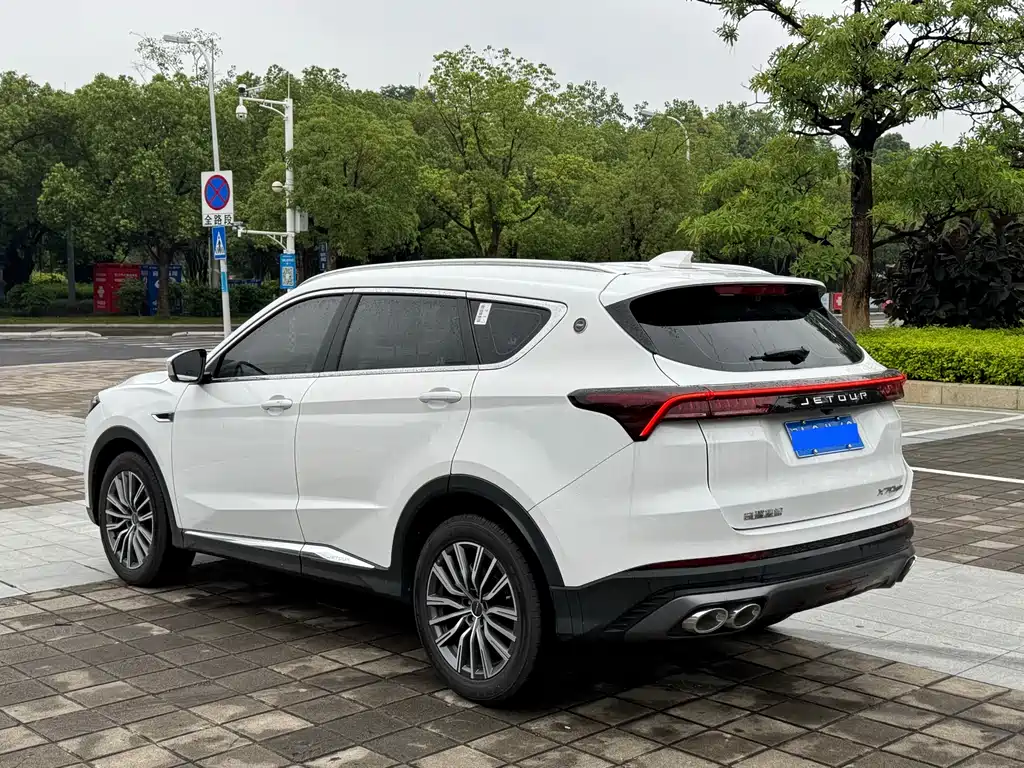 Jetour X70 PLUS 捷途X70 PLUS 2026款 1.5 T DCT 精英型 5座