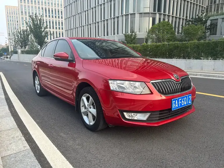 Skoda Octavia 1.6 L Auto Yijie