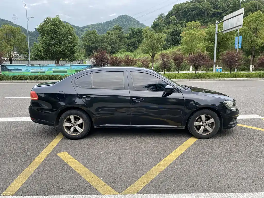 Lavida 1.6 L Manual Style