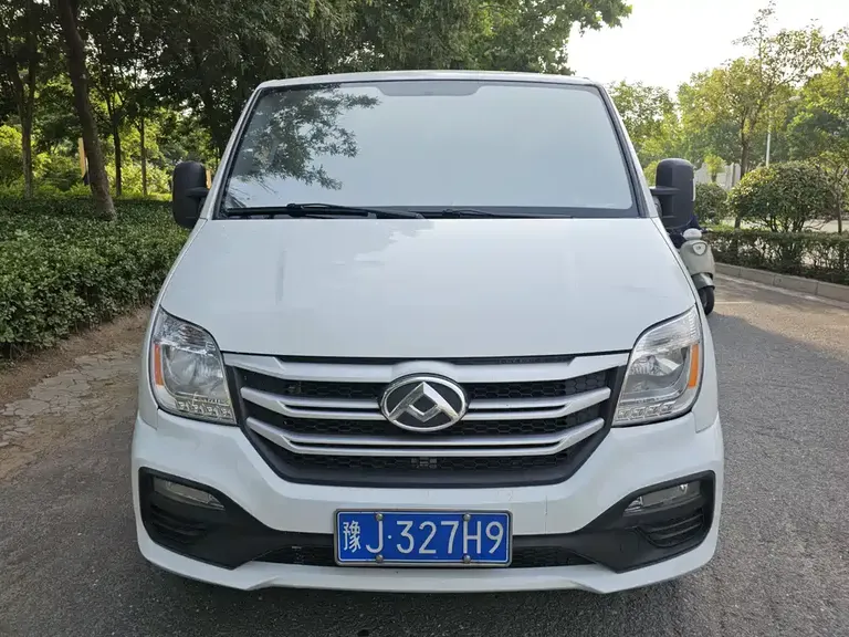 Maxus Xintu V80 Aoyuntong 6 MT LWB Super Low Roof 147 Ps 6 7 8 9-seat