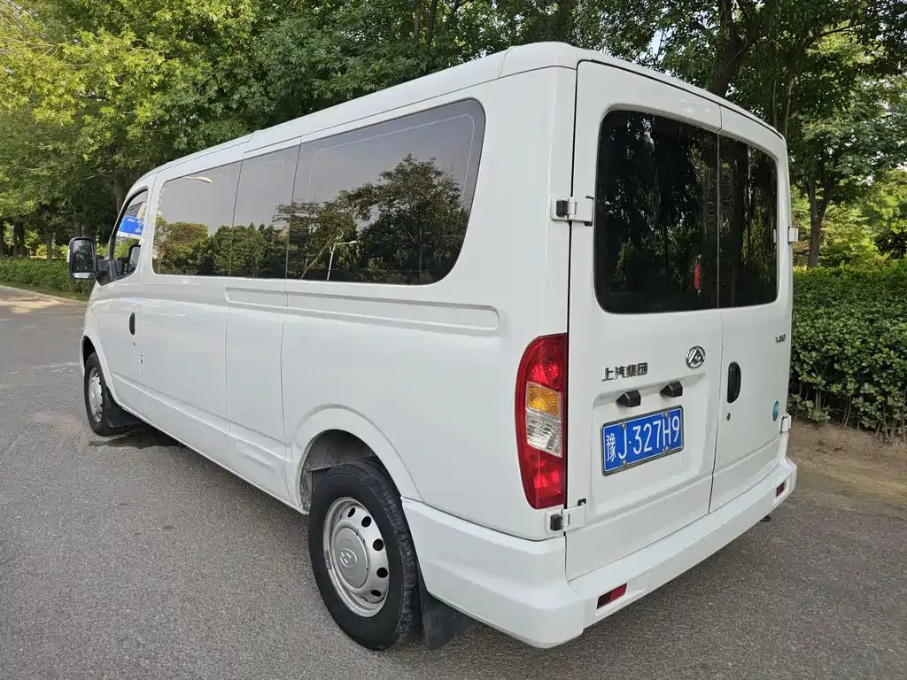 Xintu V80 Aoyuntong 6 MT LWB Super Low Roof 147 Ps 6 7 8 9-seat
