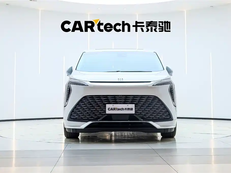 Century 2.0 T 6-seat Heritage