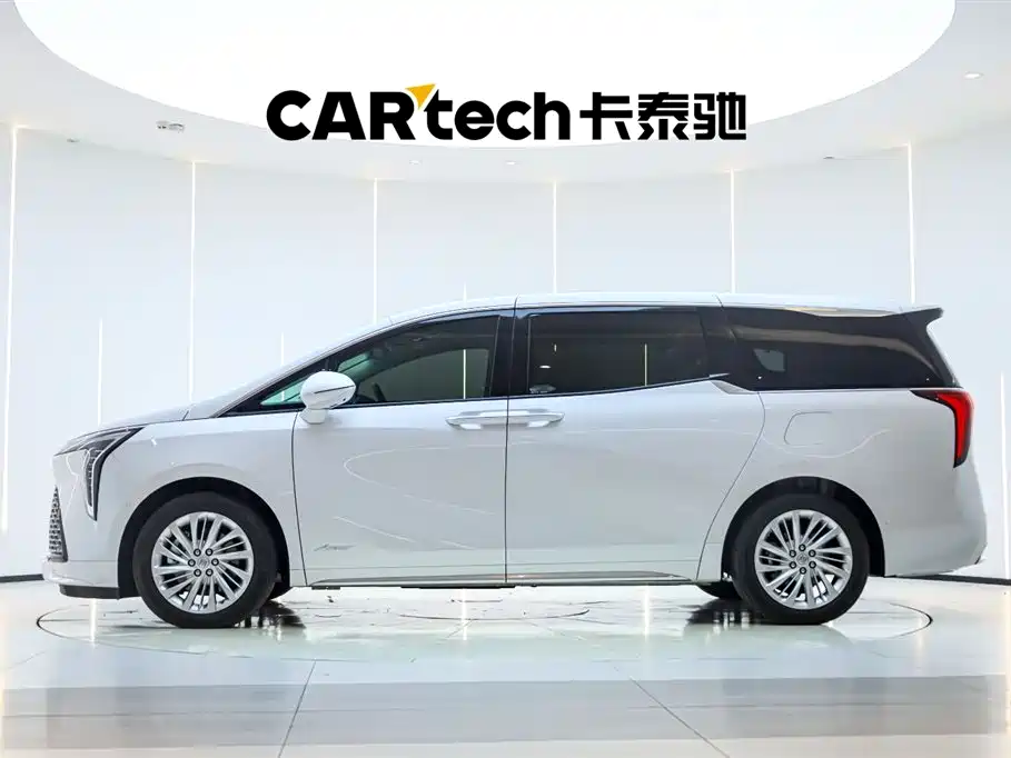 Century 2.0 T 6-seat Heritage