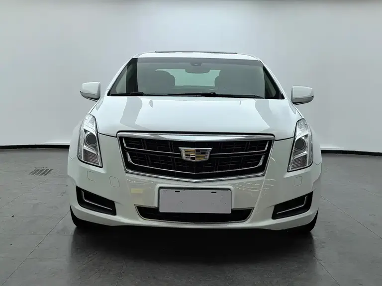 Cadillac XTS 28 T Tech