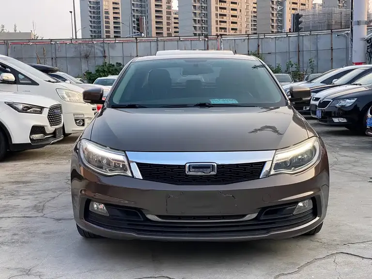 Qoros 3 观致3 2016款 三厢 1.6 L 自动致悦型