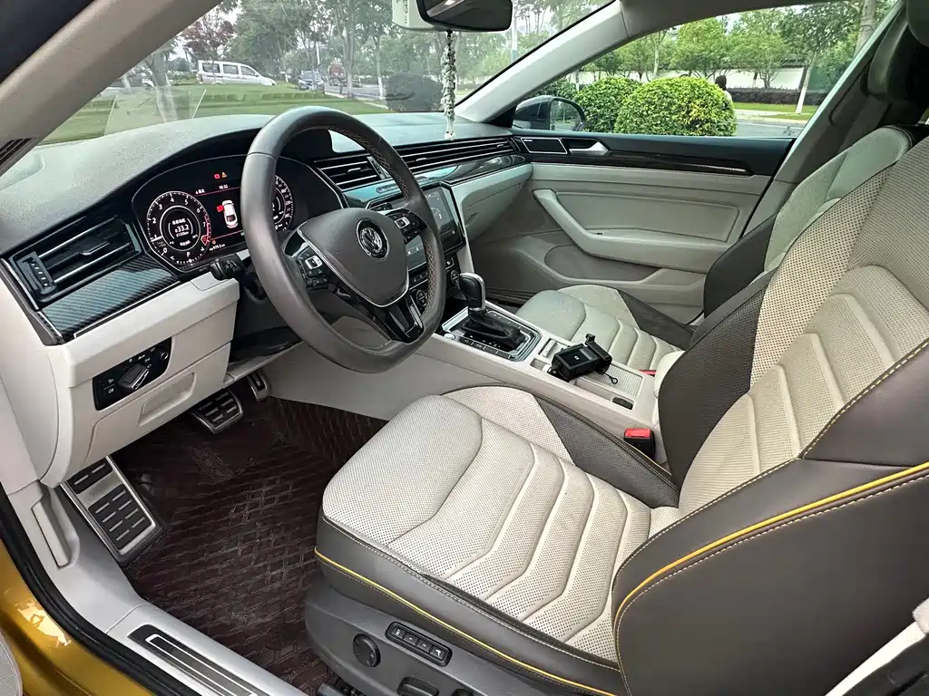 VW CC 380 TSI Shine Face CN-V