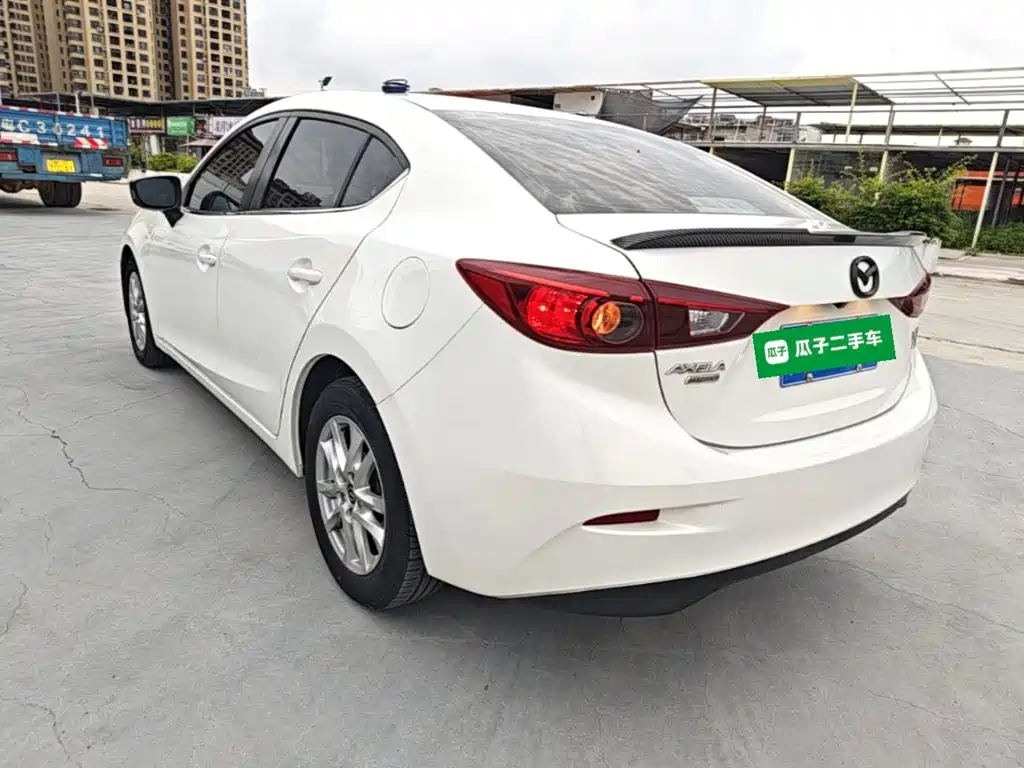 Mazda 3 Axela Sedan 1.5 L Auto Comfort