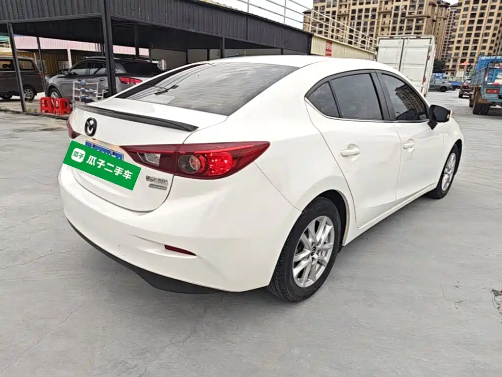 Mazda 3 Axela Sedan 1.5 L Auto Comfort