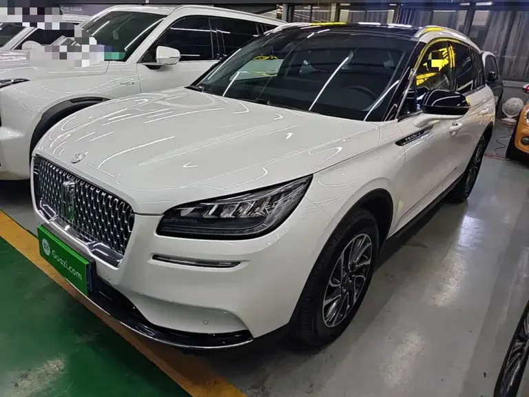 Lincoln Corsair 2.0 T 2 WD Premium