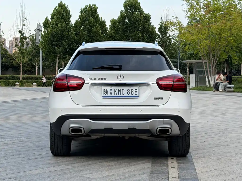 Mercedes-Benz GLA GLA 200 Fashion