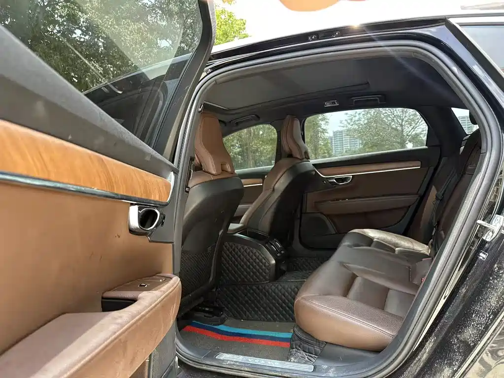 Volvo S90 B5 Smart Ease Luxury
