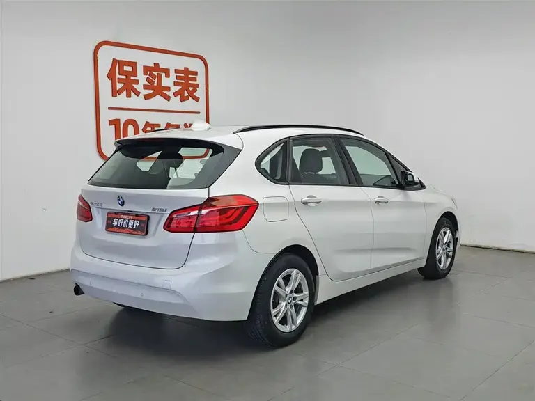 BMW 2 Series Active Tourer 218 i Leading