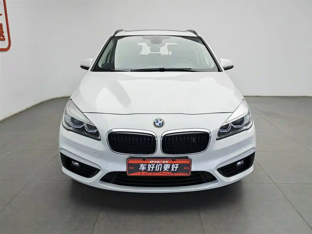 BMW 2 Series Active Tourer 218 i Leading