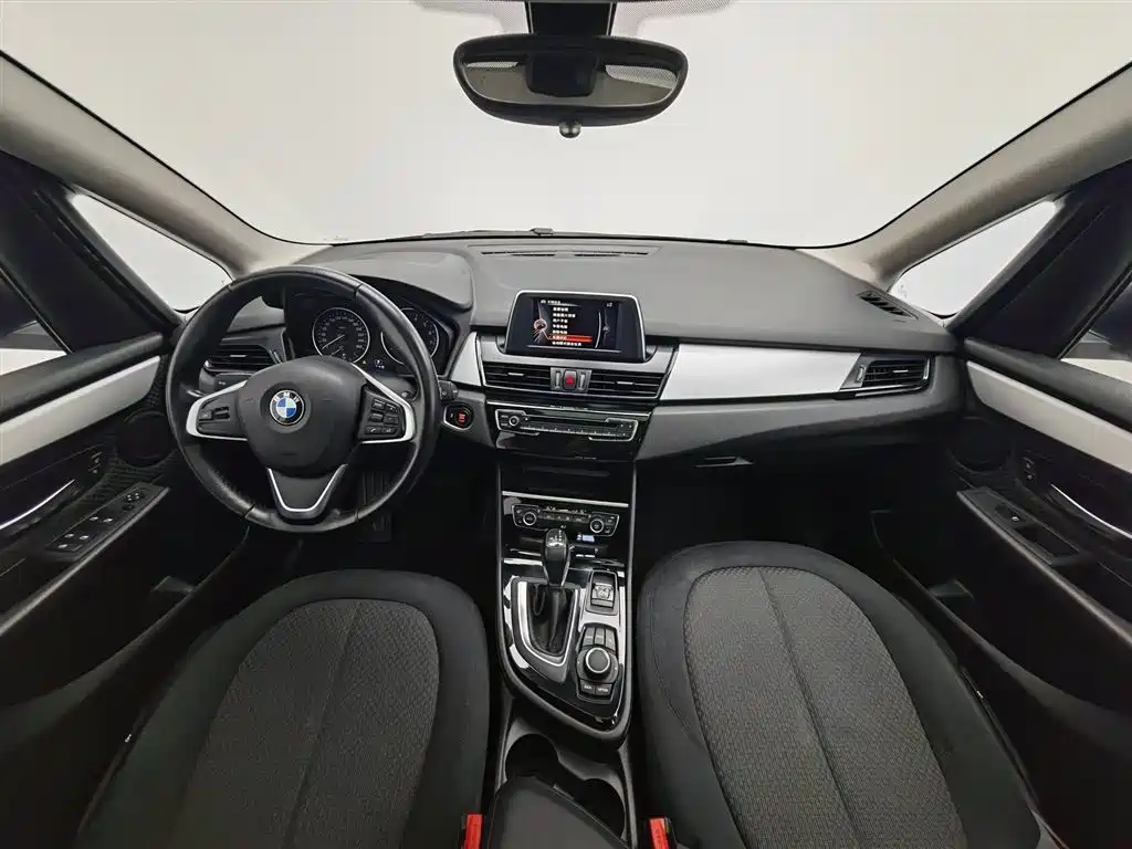 BMW 2 Series Active Tourer 218 i Leading