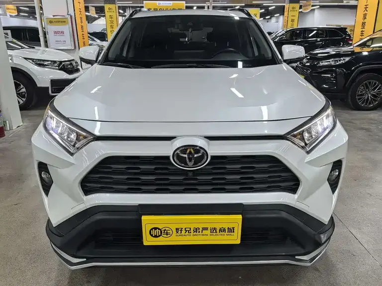 Toyota RAV4 2.0 L CVT 4 WD Style