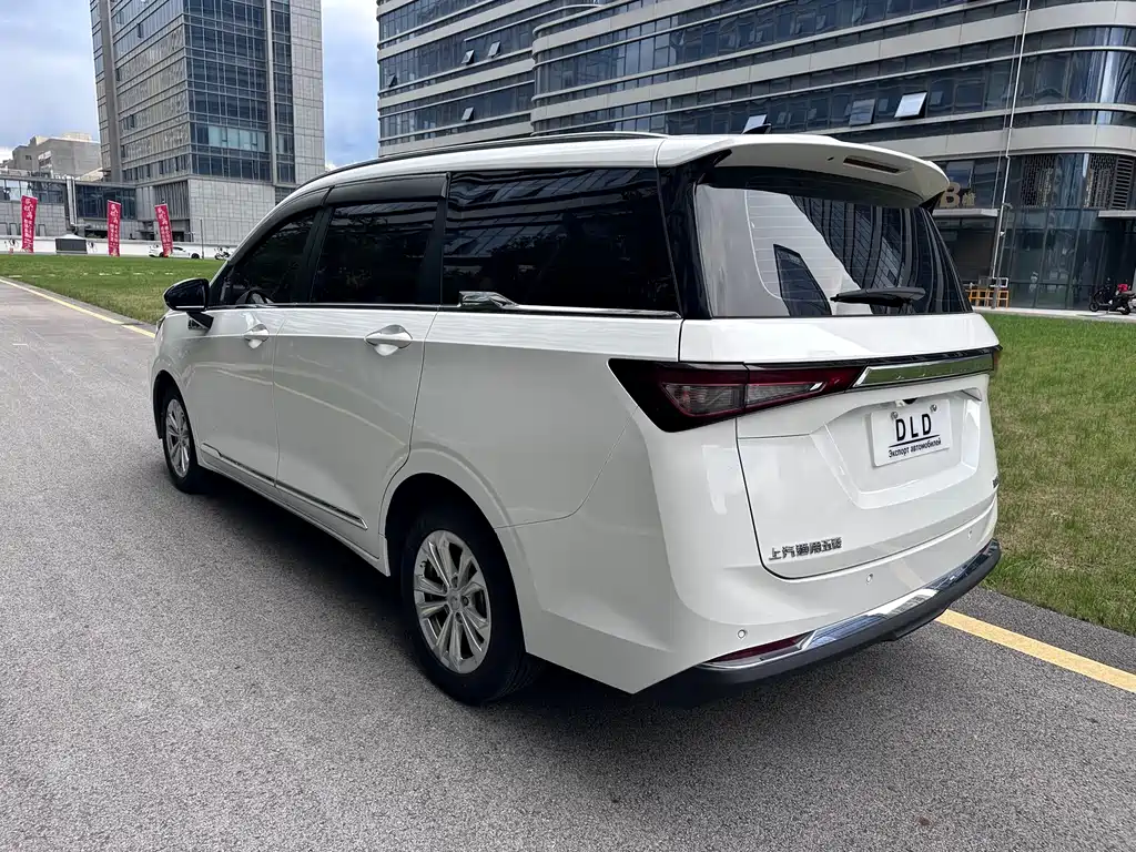 Wuling Jiachen 1.5 T CVT Smart Enjoyment Luxury