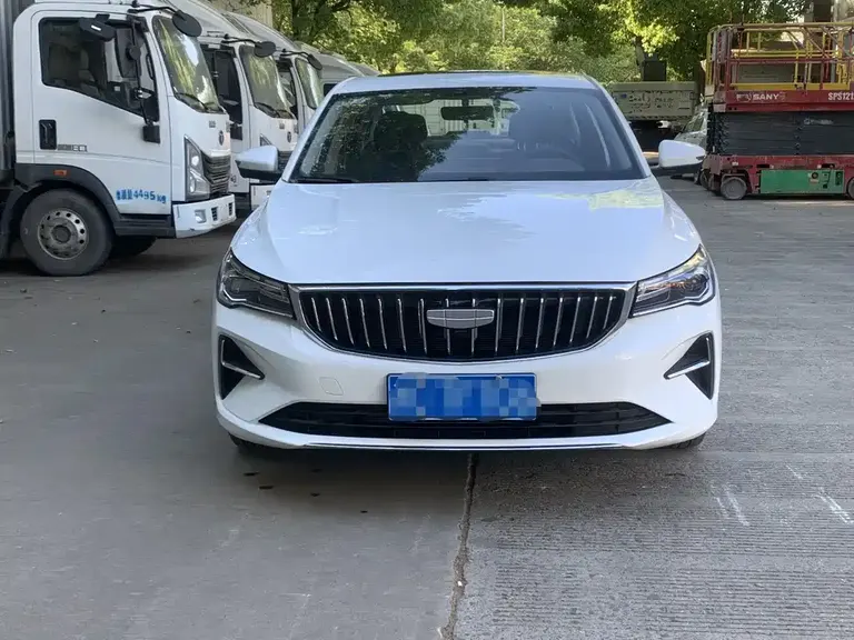 Geely Emgrand 帝豪 2026款 400万纪念款 1.5 L CVT超越型