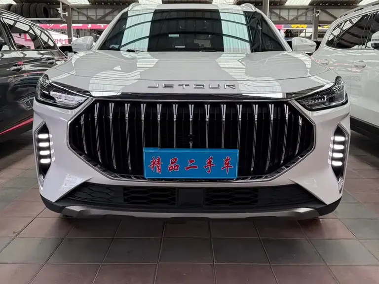 Jetour X70 PLUS 1.5 T DCT Brave PLUS 5-seat