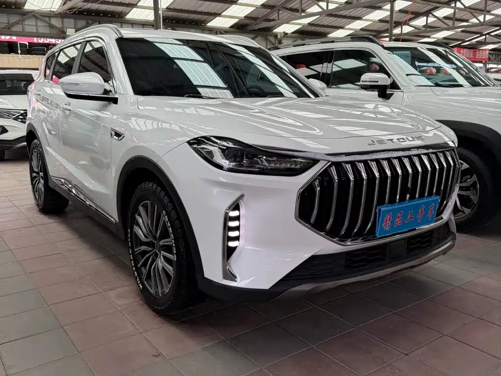 Jetour X70 PLUS 1.5 T DCT Brave PLUS 5-seat