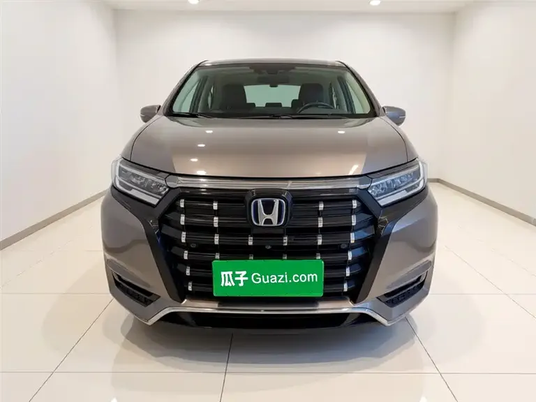 Honda Elysion 2.0 L e:HEV Supreme