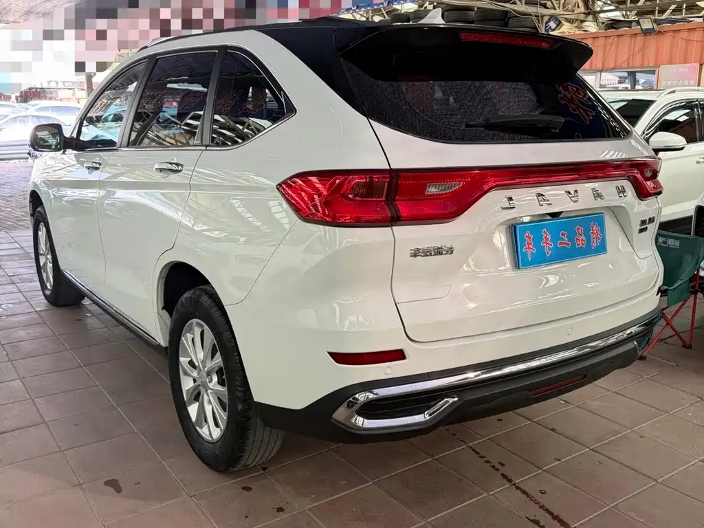 Haval M6 PLUS 1.5 T DCT Luxury Connected