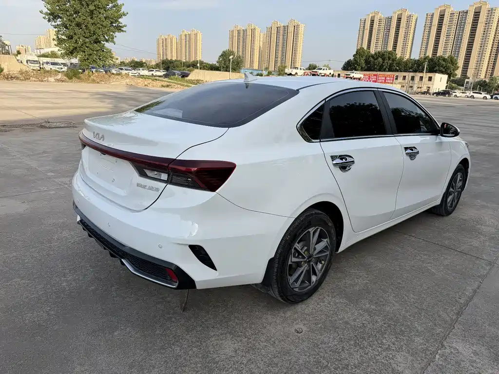 Kia K3 1.5 L CVT Luxury