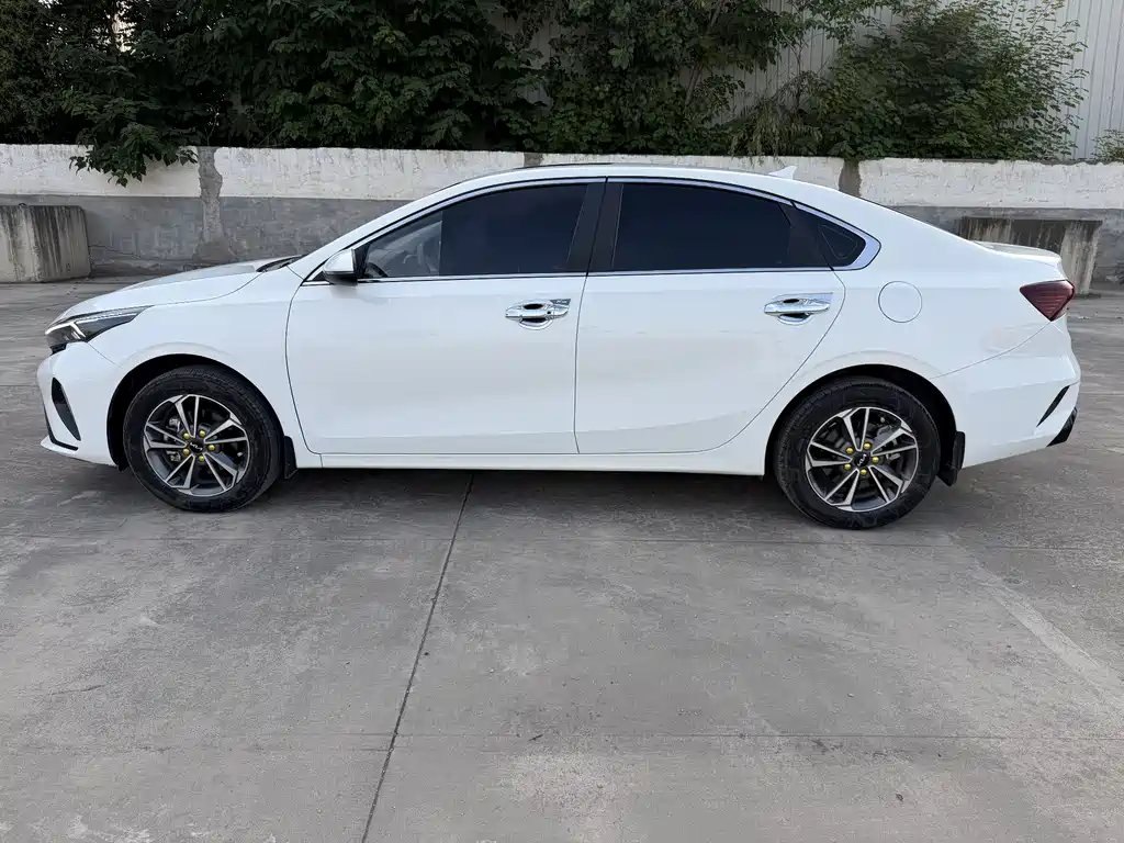 Kia K3 1.5 L CVT Luxury
