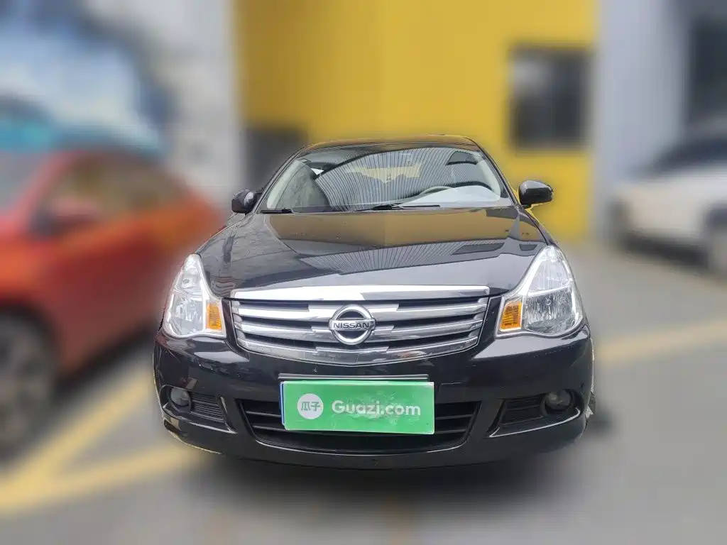 Sylphy Classic 1.6 XE+ CVT Leading