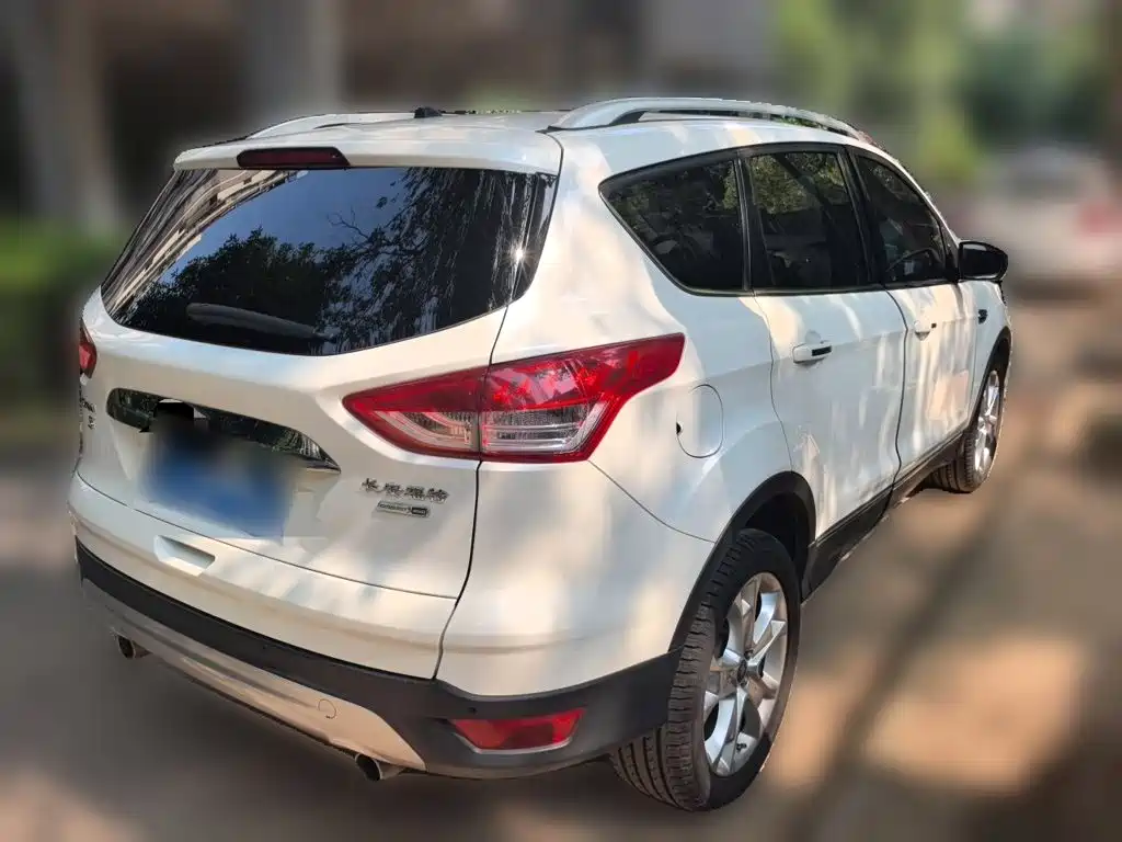 Kuga 2.0 L GTDi 4 WD Sport